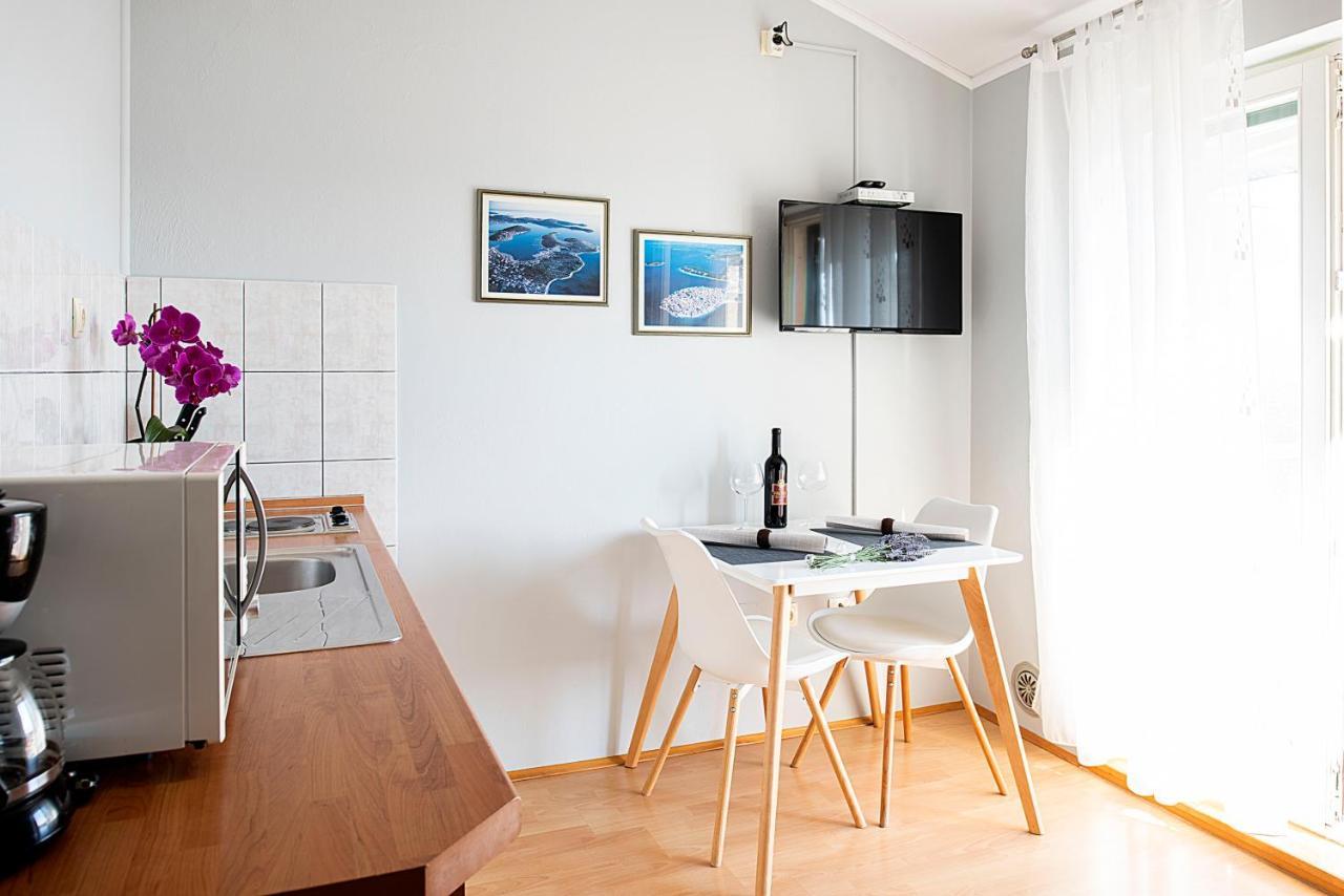 Jimy Apartments Šibenik Extérieur photo